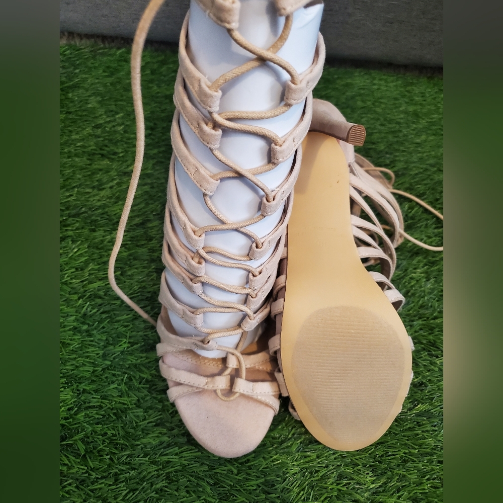 Gladiator heel
